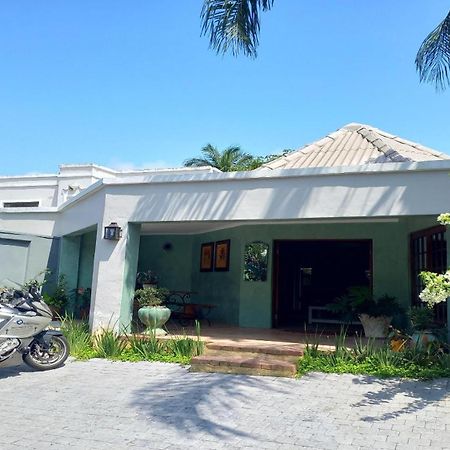 Villa Roc Guesthouse - Solar Power Ballito Exterior foto