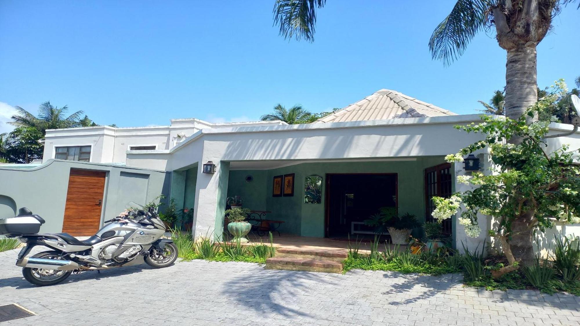 Villa Roc Guesthouse - Solar Power Ballito Exterior foto